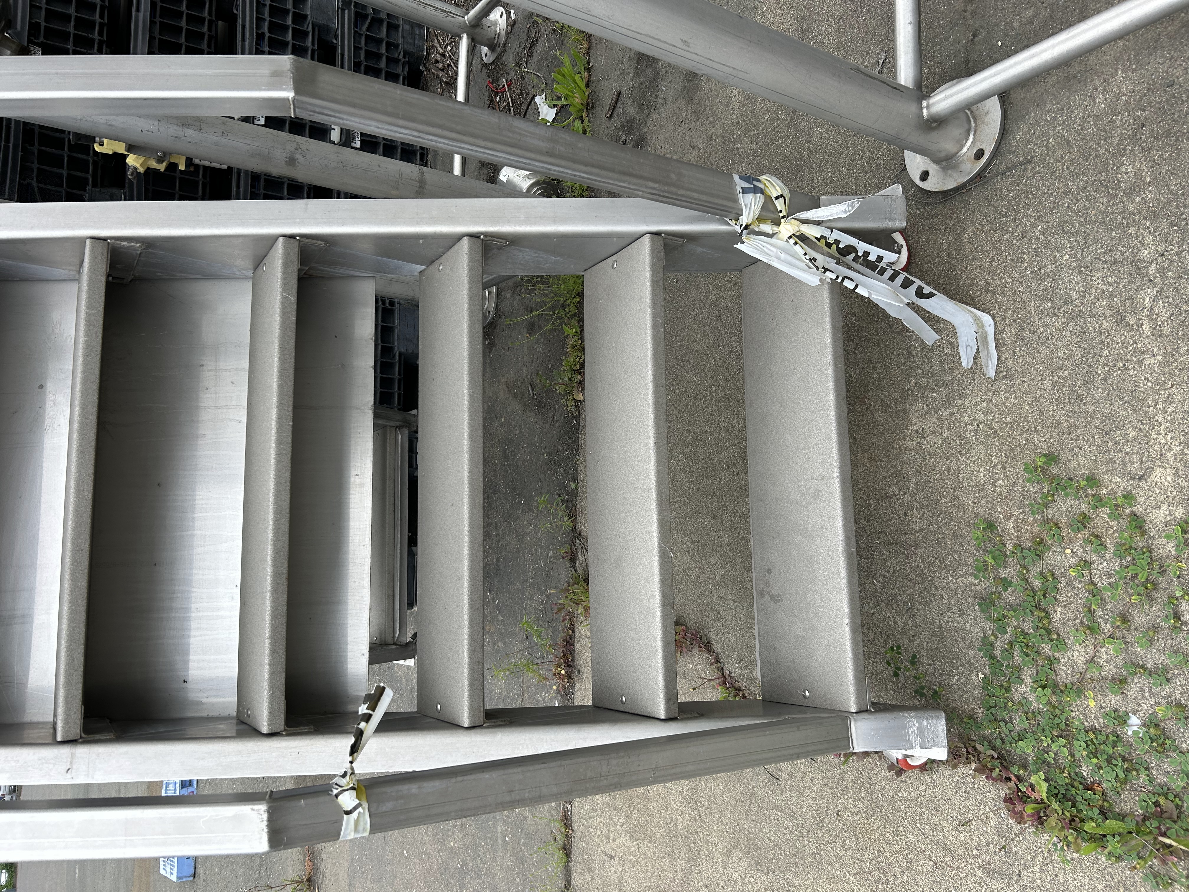 Conveyor Crossover image 3