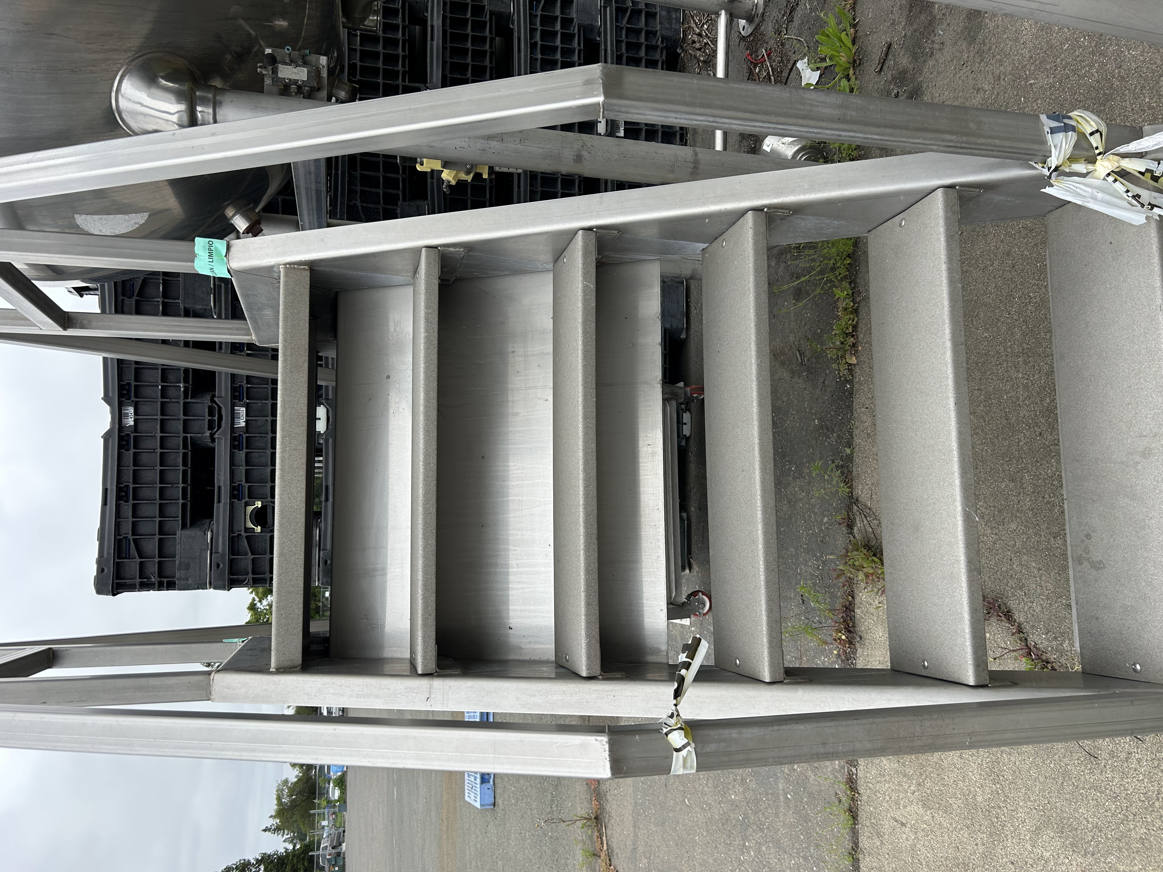Stainless Conveyor Crossover image 2