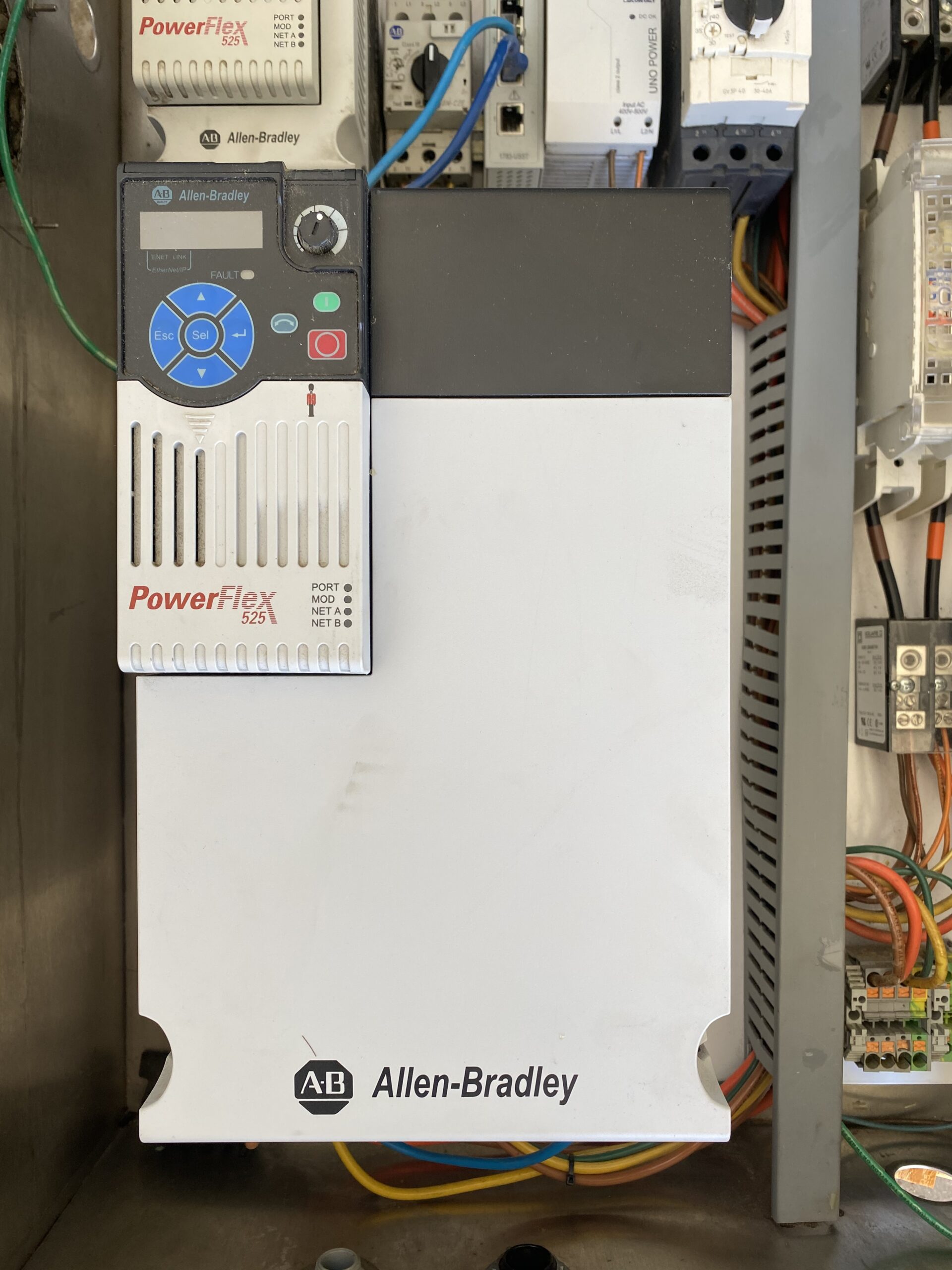 Allen-Bradley Powerflex 525