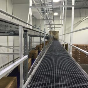 Case Conveyor, Carton Conveyor, Tote Conveyor