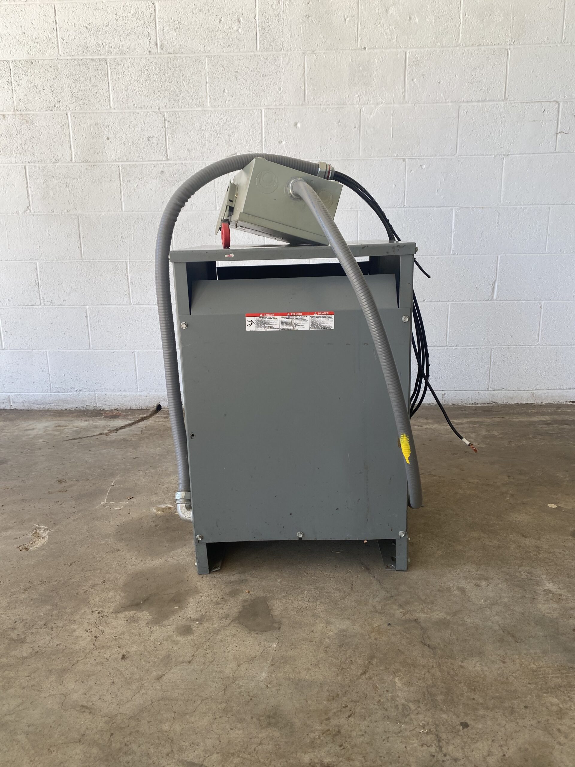 Three Phase General Purpose Transformer Valiant Industries