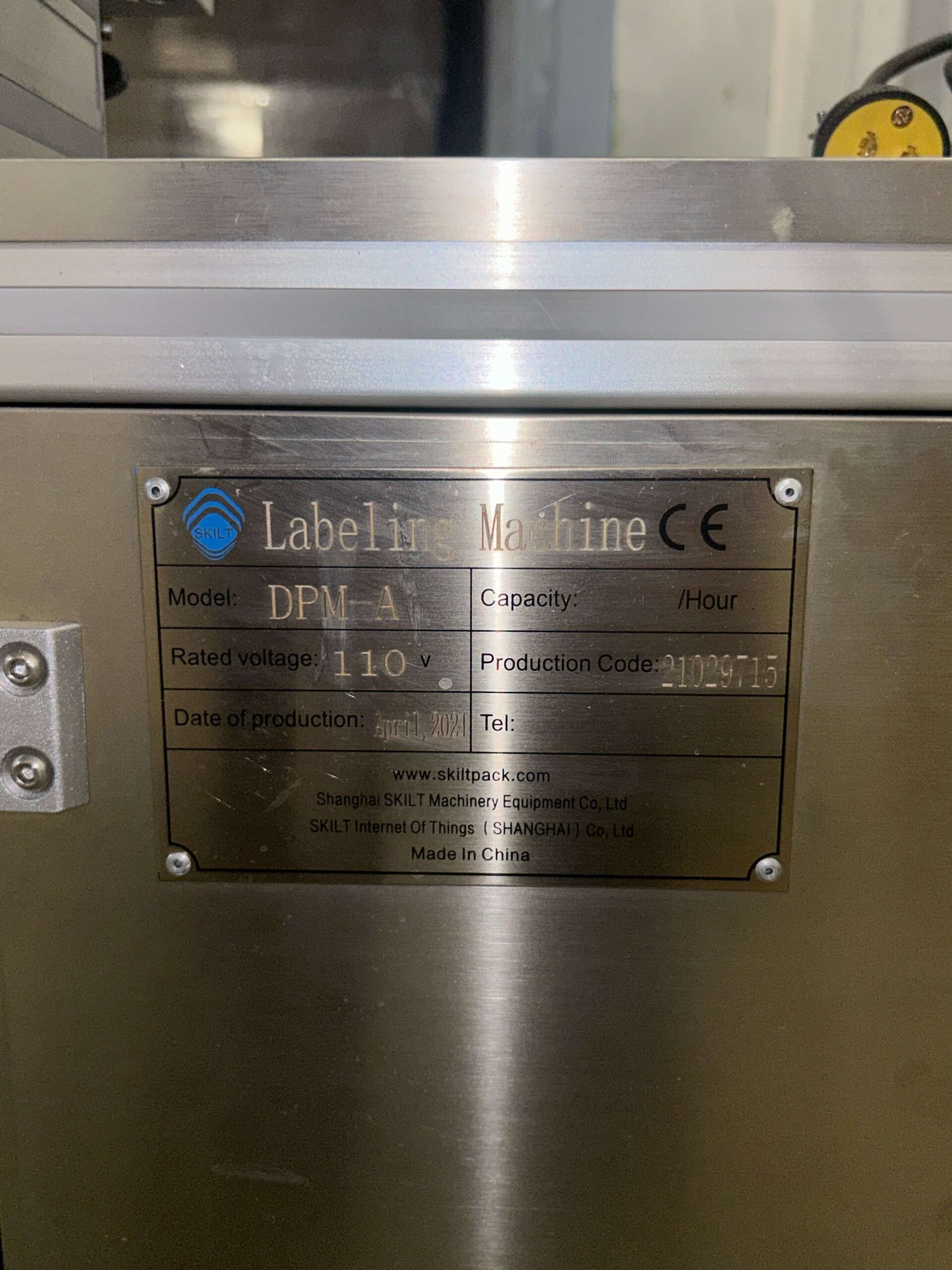 Shanghai Skilt Machinery Pressure Sensitive Labeler | Valiant Industries